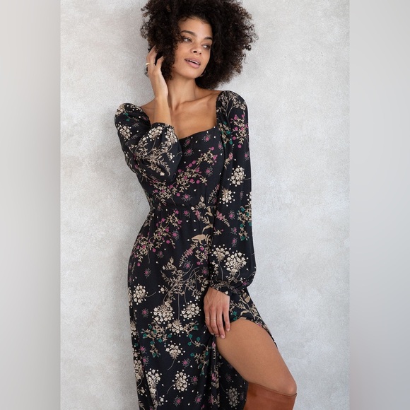 Lovestitch Rue smocked maxi dress 🖤 - Picture 3 of 7